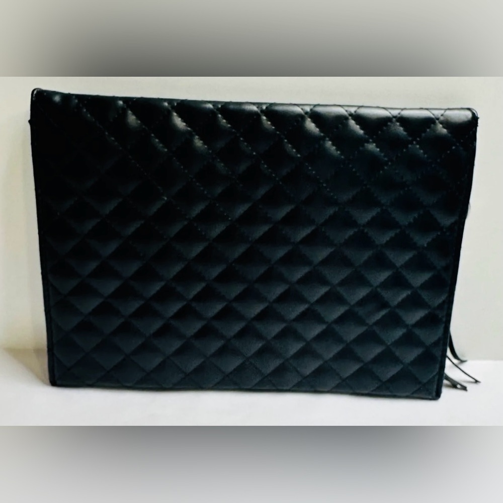 YOUNGBLOOD COSMETICS BAG 7x 10 Inches Pre Owned - Picture 3 of 10